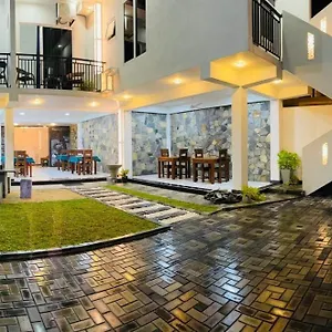 Penzion Funwhales, Negombo