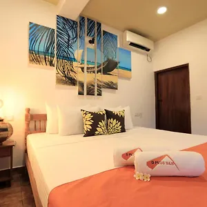 D Negombo
