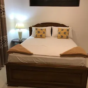 Browns Negombo
