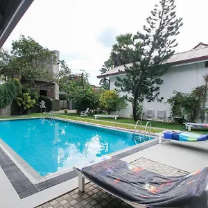 酒店 Lioni Holidays, 尼甘布